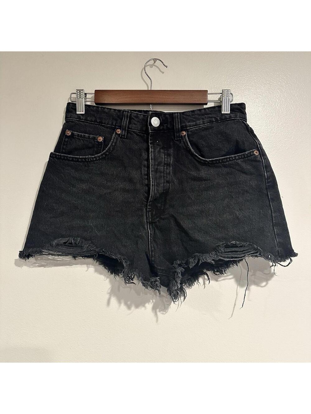 Zara Denim Shorts Raw Hem Hight Waist Button Fly Women Size 6 Faded Black P0